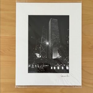 Black and White photo of Hong Kong by Laurence Lai